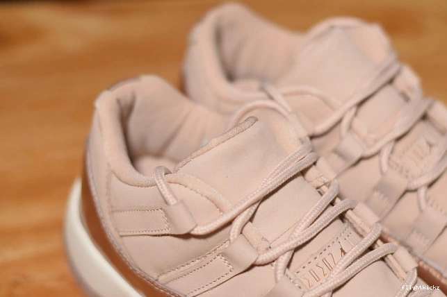 11 Air Low GS Gold Jordan Rose AH7860-105 1116